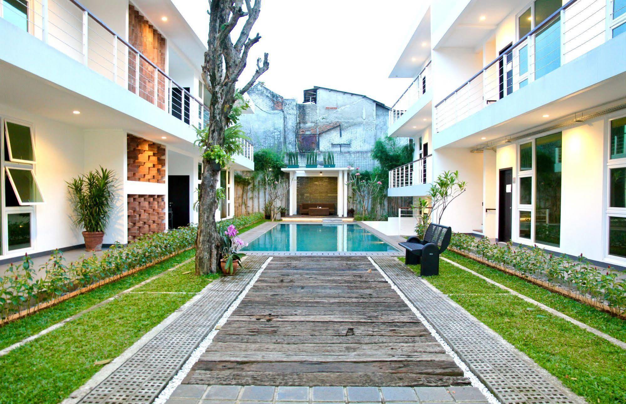 Ampera Avenue Residence Джакарта Экстерьер фото